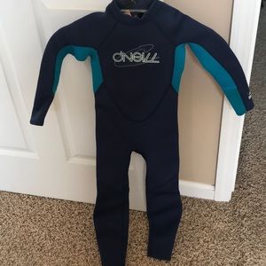 Full Size 4 toddler wetsuit